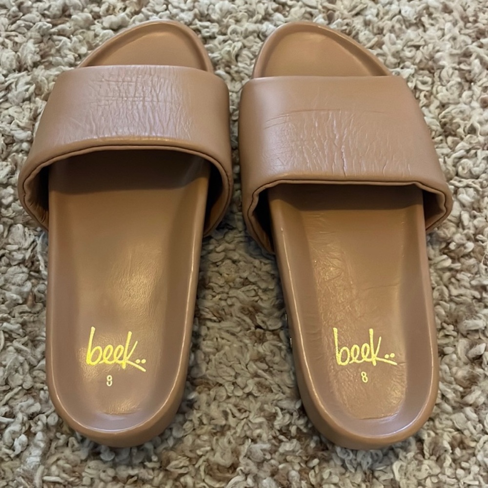 Beek Pelican Brown Slide Sandals